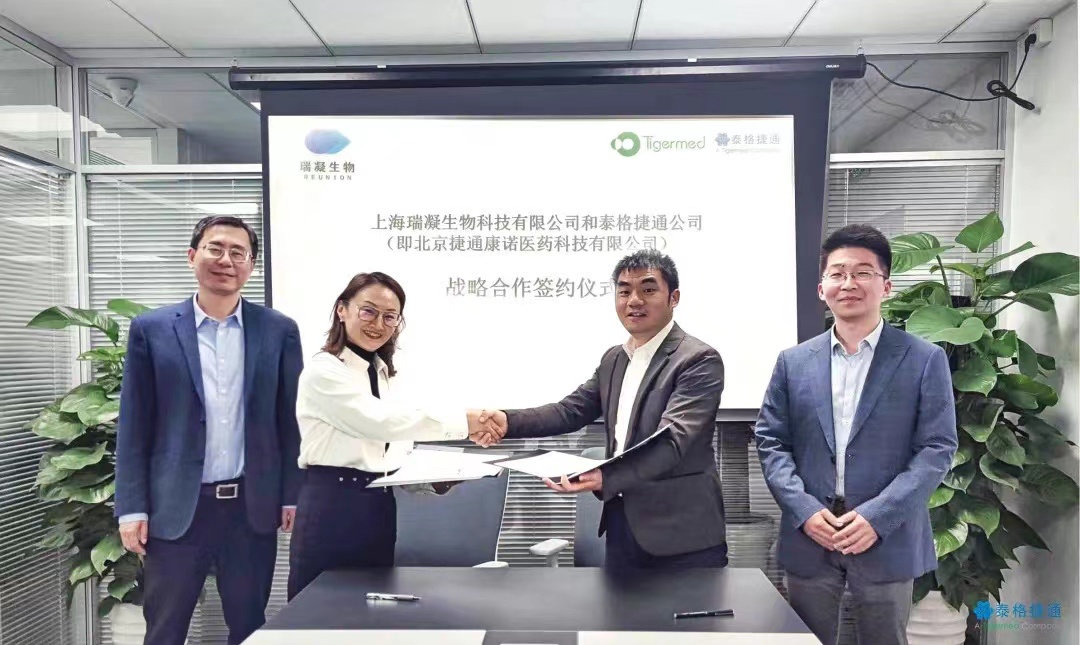 1644548874120635.jpg 31641363892_.pic.jpg